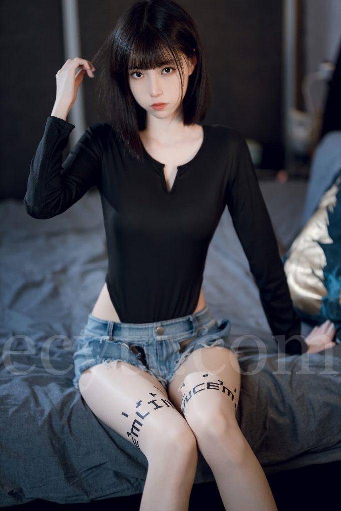 图片[4]-许岚 LAN Cosplay 写真合集｜36 套高清图集全整理・制服系与纯欲风作品汇总
